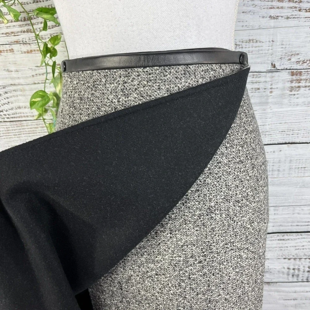 Worth Skirt size 4 Black Gray Wool Tweed Wrap Knee Faux Leather Career Modest
